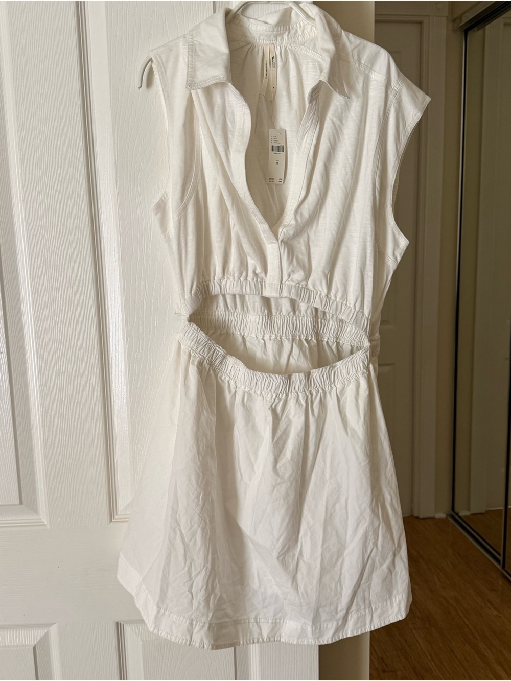 Anthropologie Women’s White Cut Out Dress Size Medium NWT $88.00
